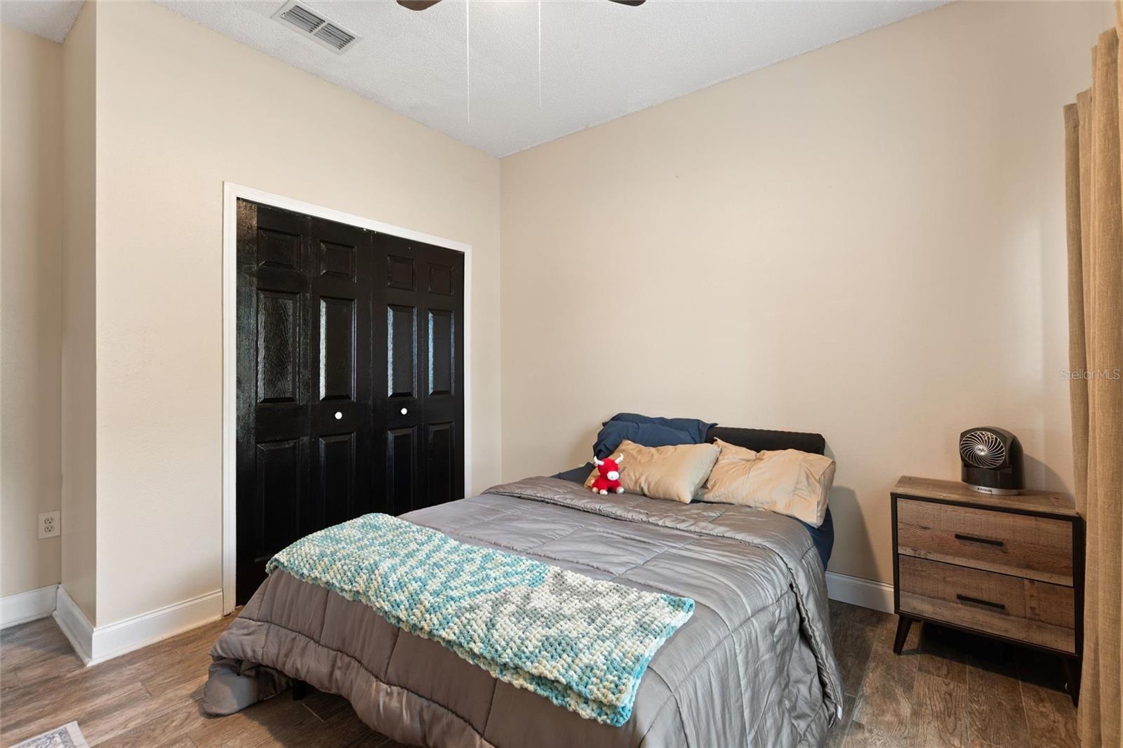 CALLA LILY COVE AT CRESCENT LAKE - Residential