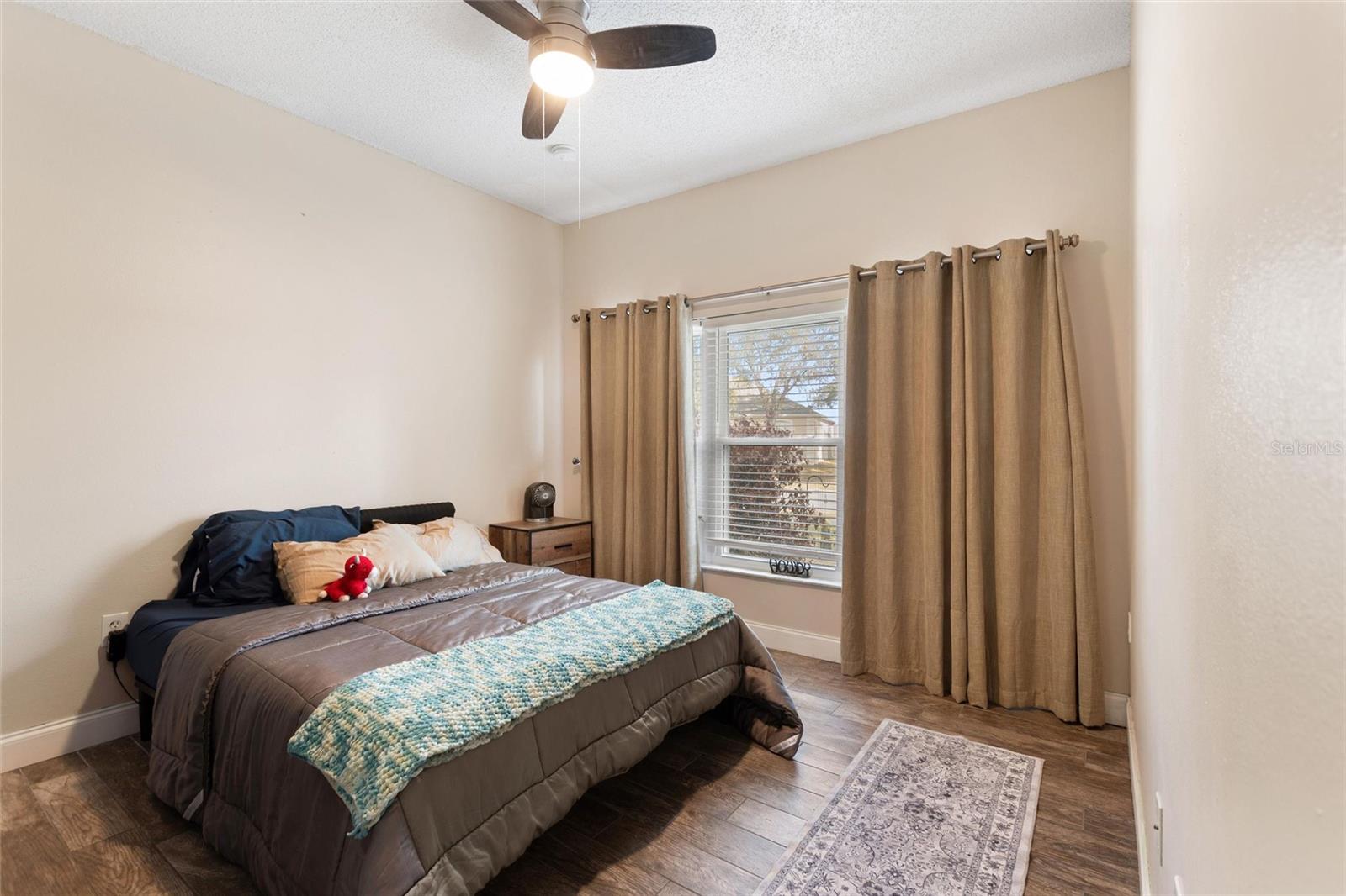 CALLA LILY COVE AT CRESCENT LAKE - Residential