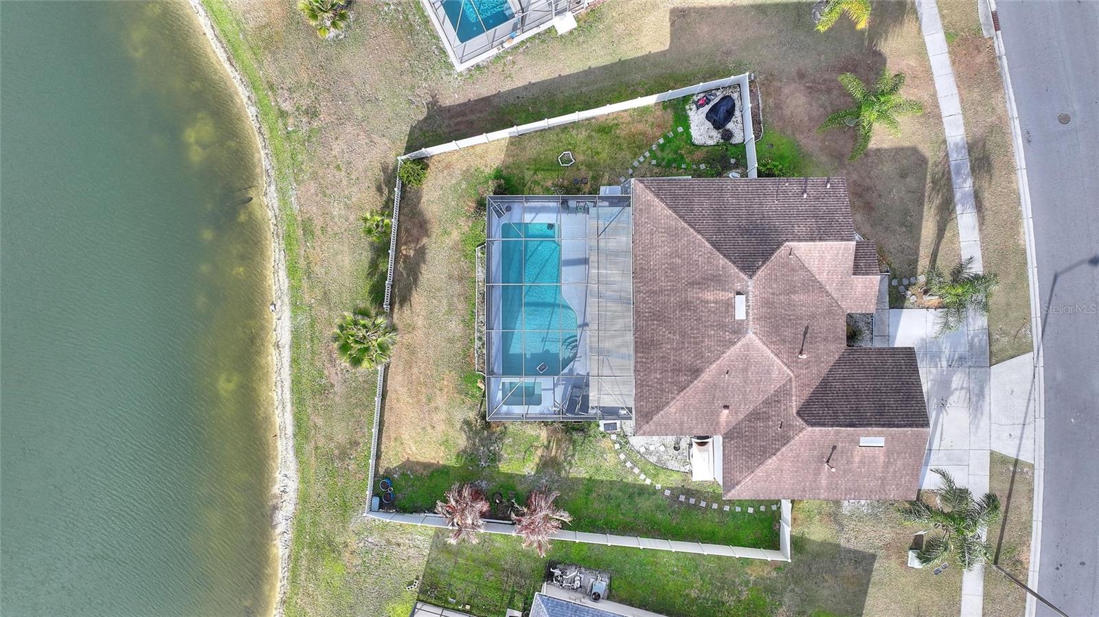 CALLA LILY COVE AT CRESCENT LAKE - Residential