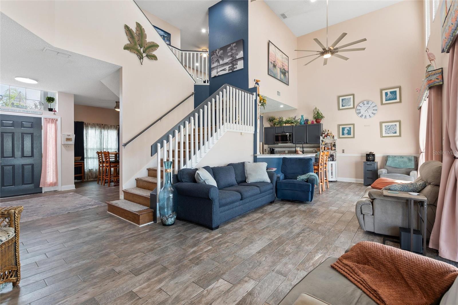 CALLA LILY COVE AT CRESCENT LAKE - Residential