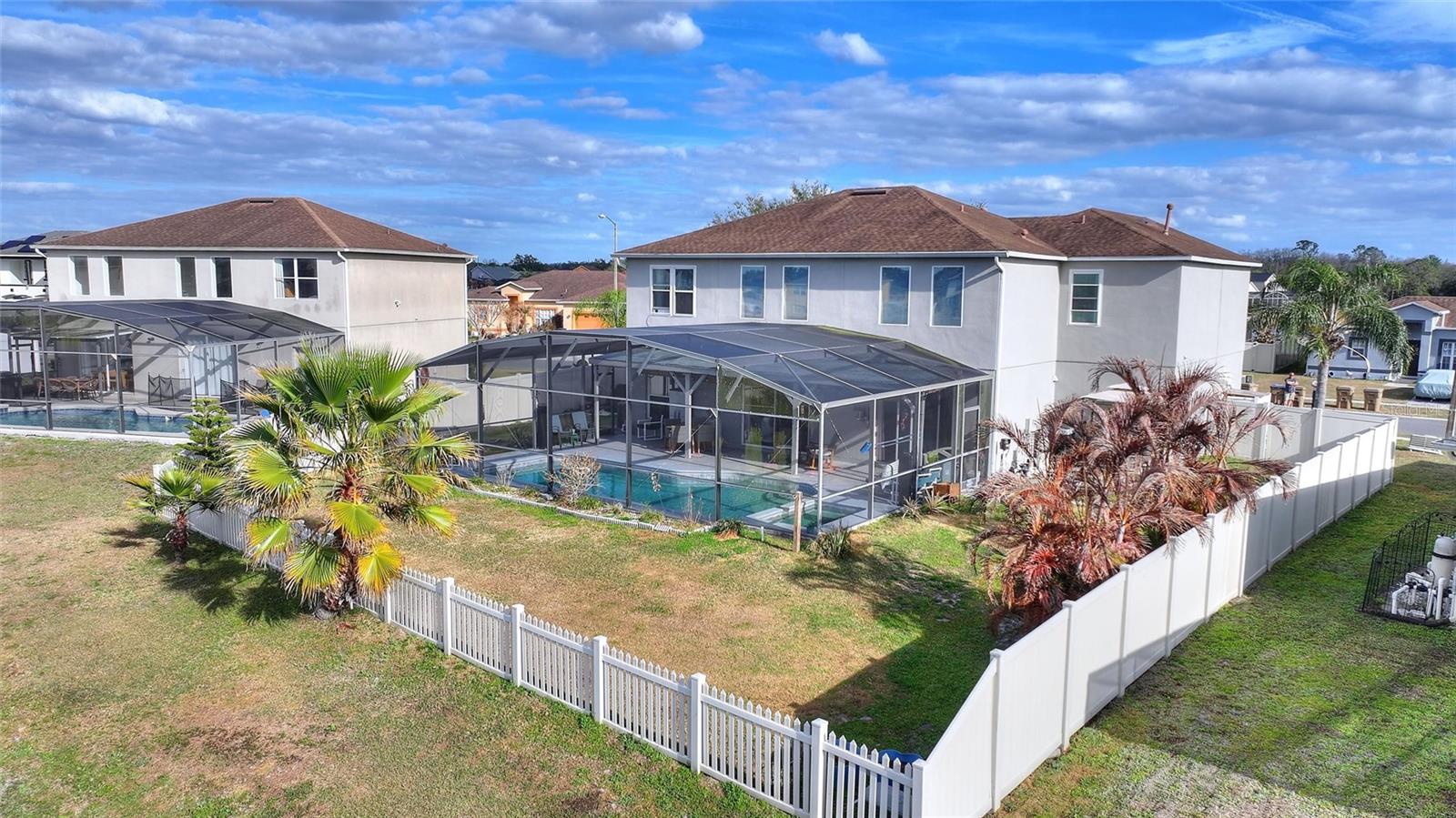 CALLA LILY COVE AT CRESCENT LAKE - Residential