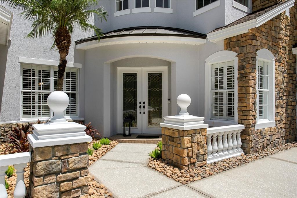 Photo of 2113 Climbing Ivy Drive, Tampa, FL 33618 (MLS # TB8528471)