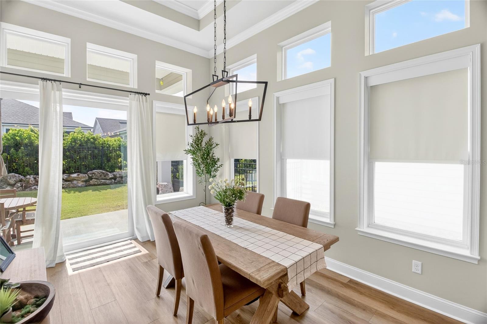OAKMONT - Residential