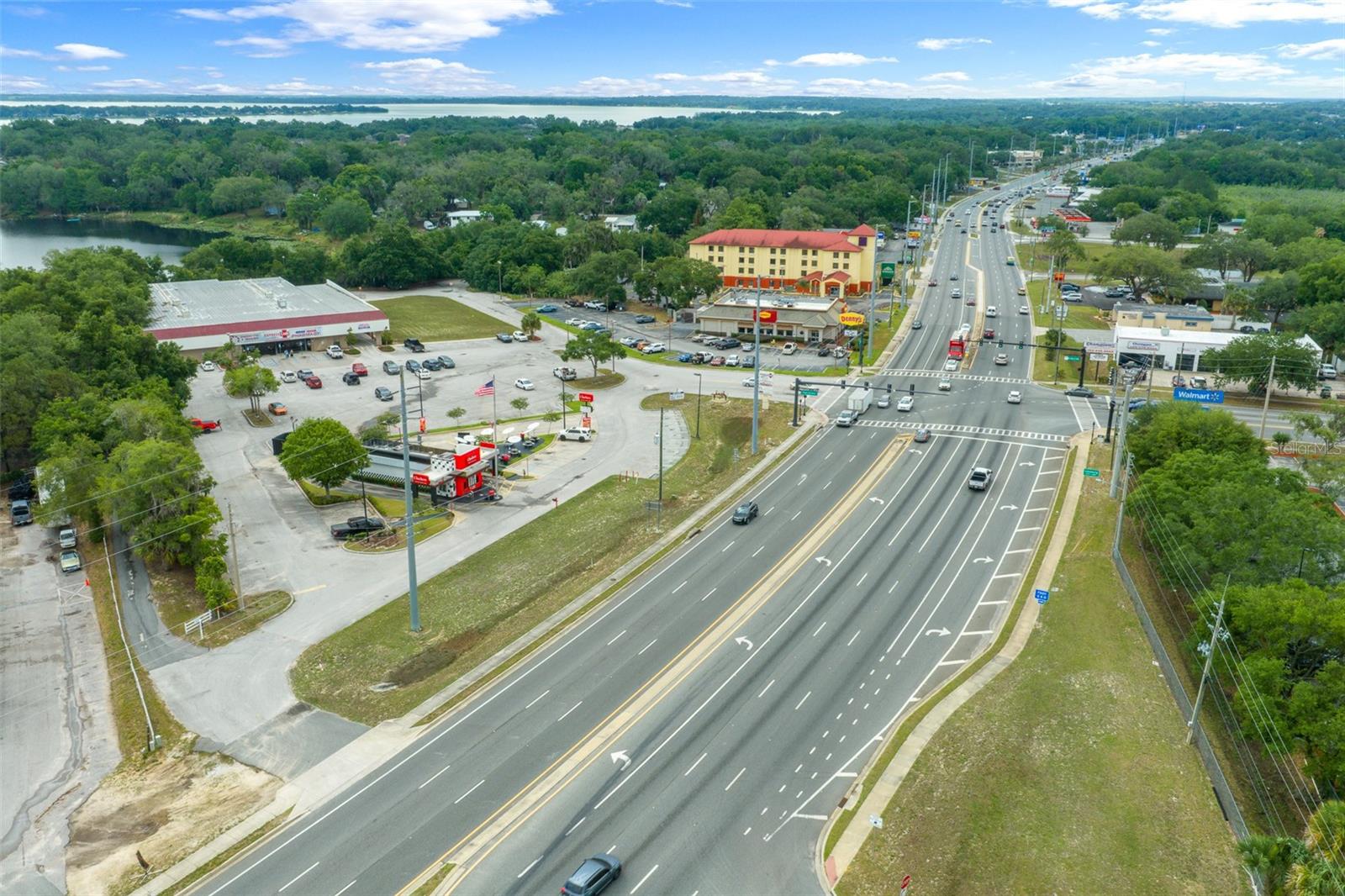 2500 CITRUS BOULEVARD