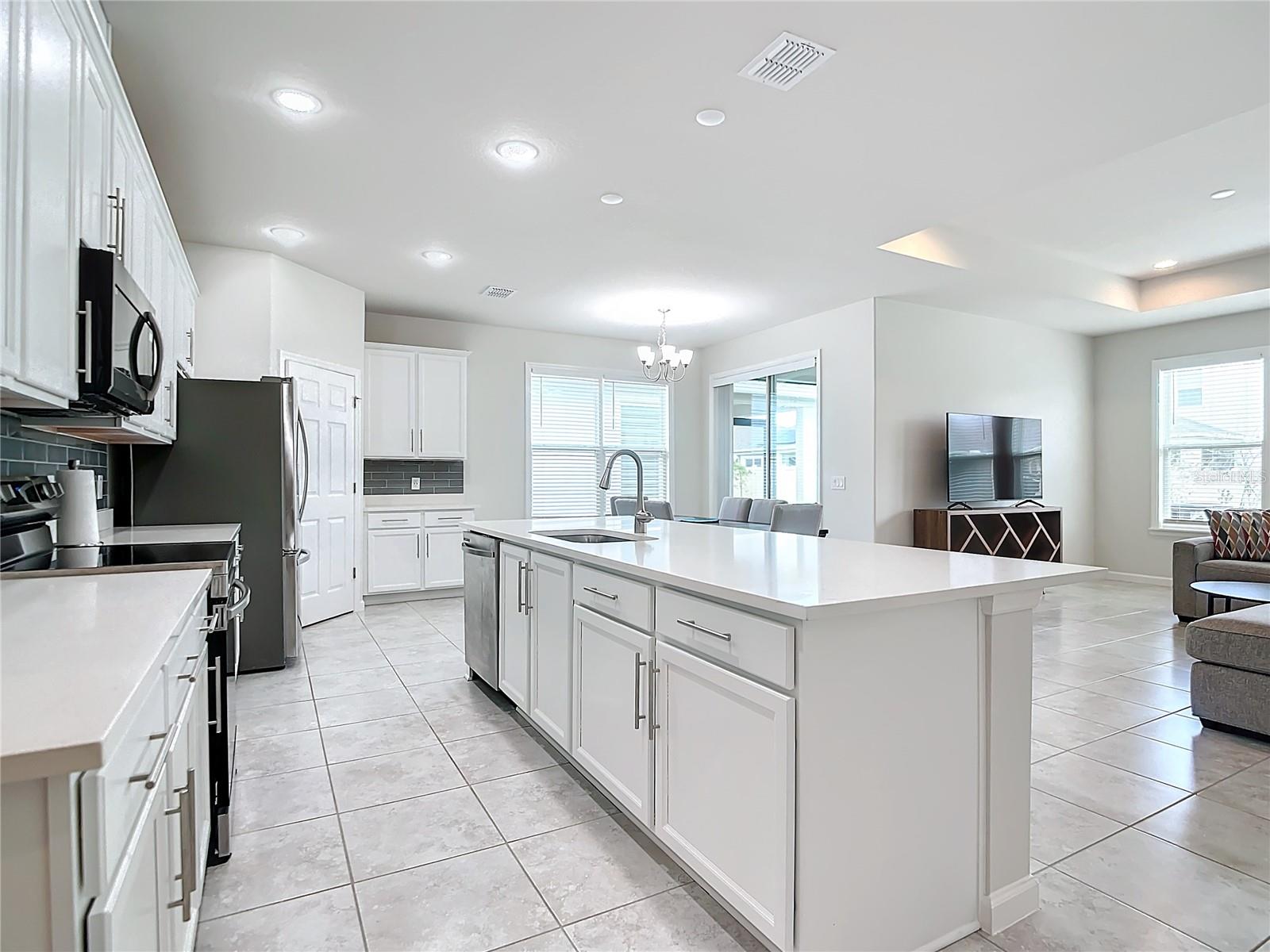 2359 BONNYTON LANE NW