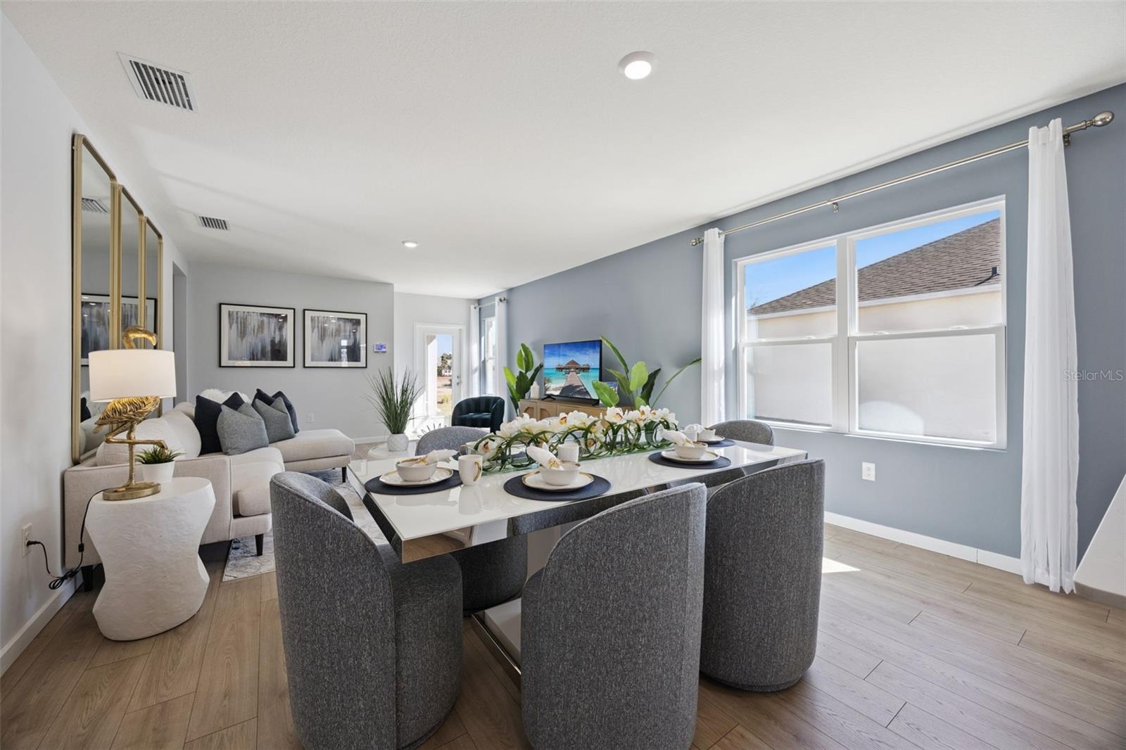 HARMONY WEST - Residential