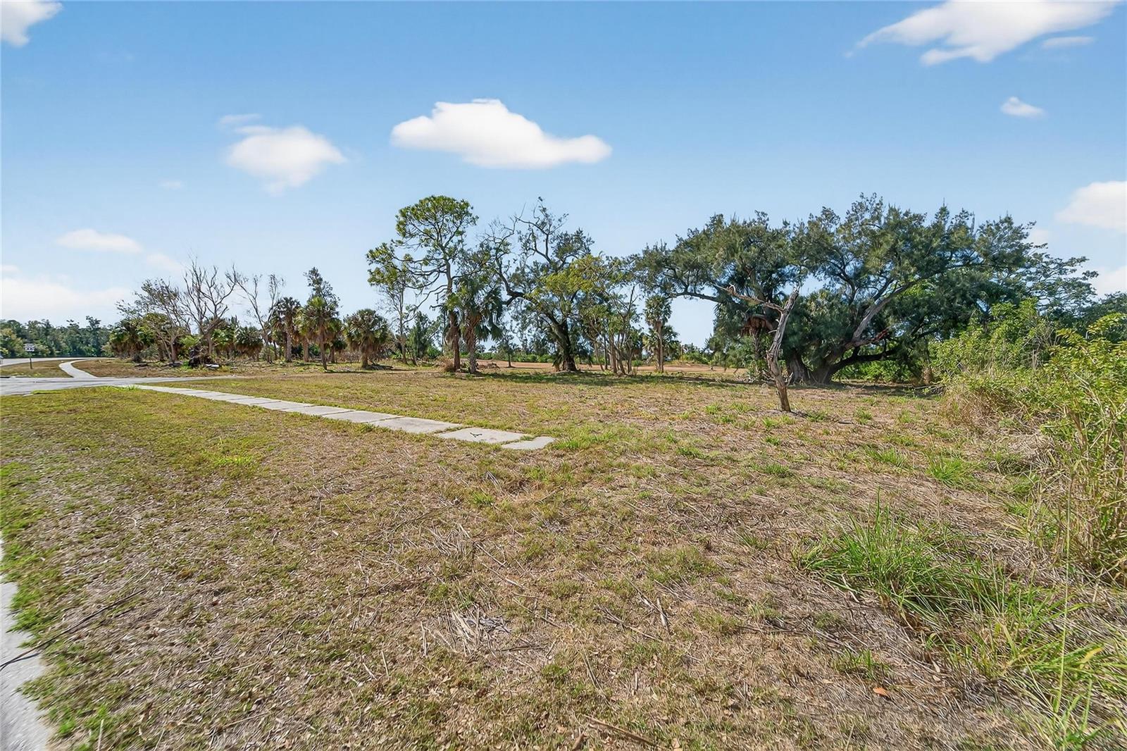 ST ANDREWS CLOSE MINOR SUB - Land