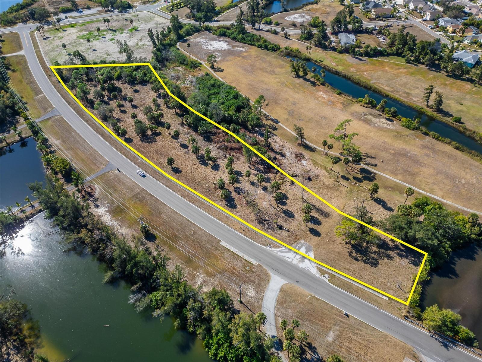 ST ANDREWS CLOSE MINOR SUB - Land