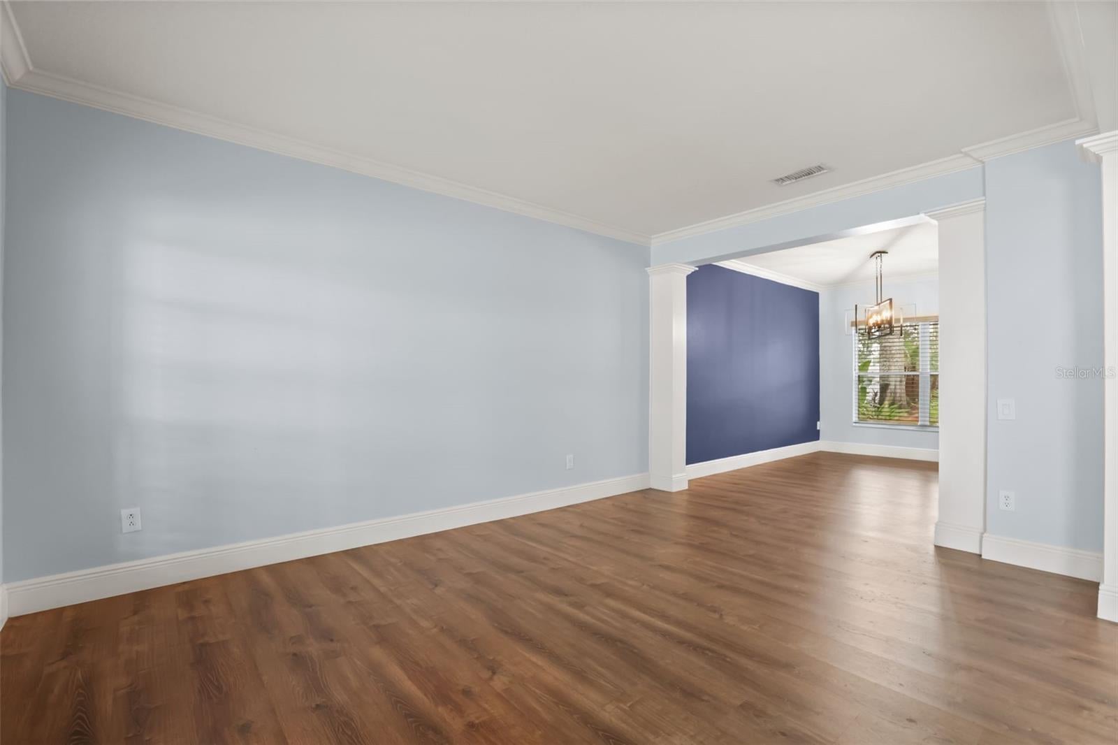 1800 PINE BAY DRIVE