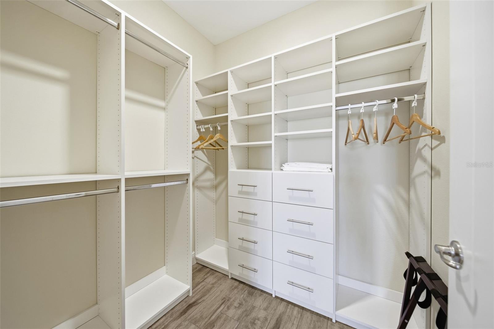 ROLLING OAKS PH 5 - Residential