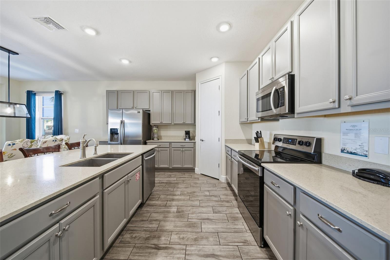 ROLLING OAKS PH 5 - Residential