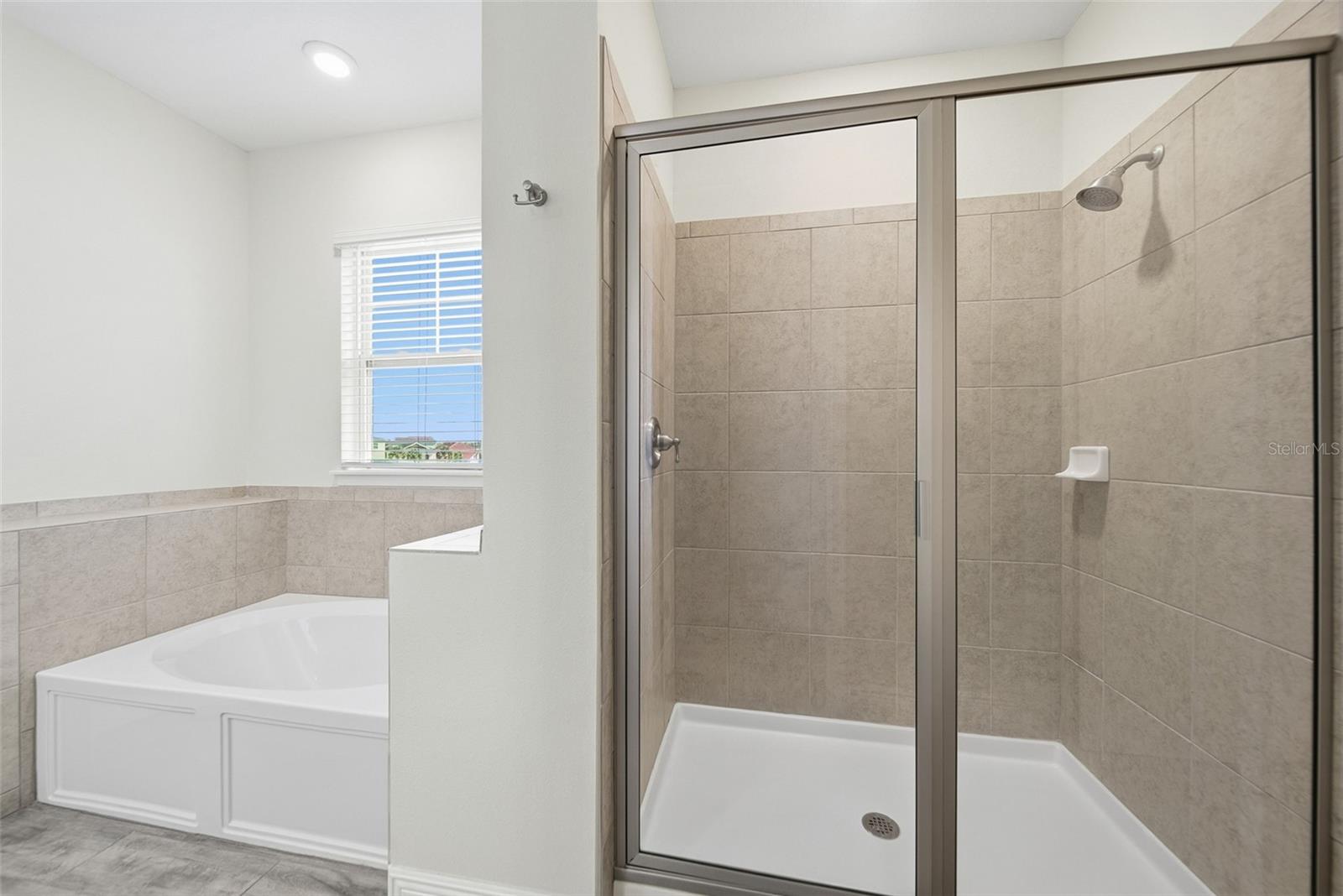 ROLLING OAKS PH 5 - Residential