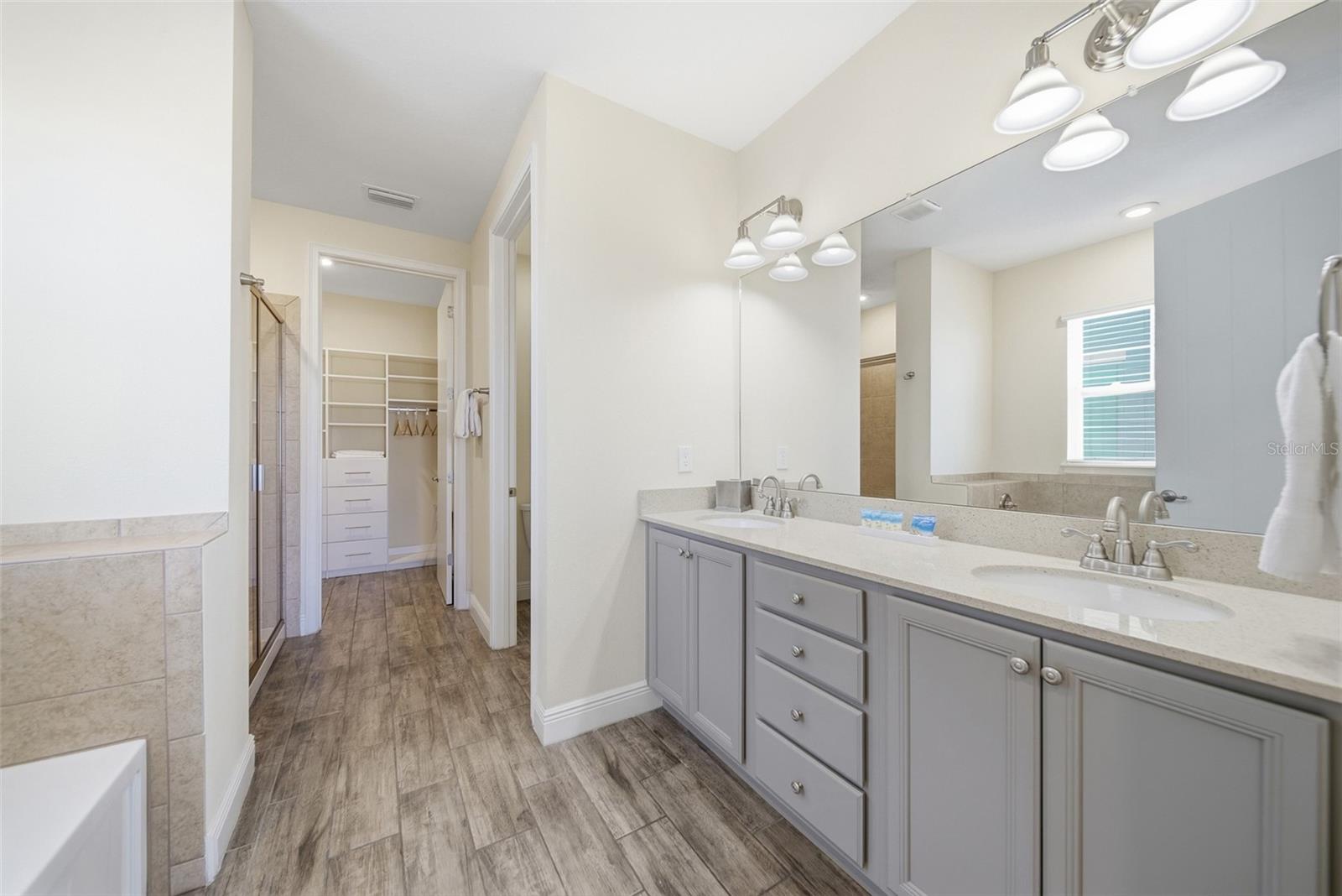 ROLLING OAKS PH 5 - Residential