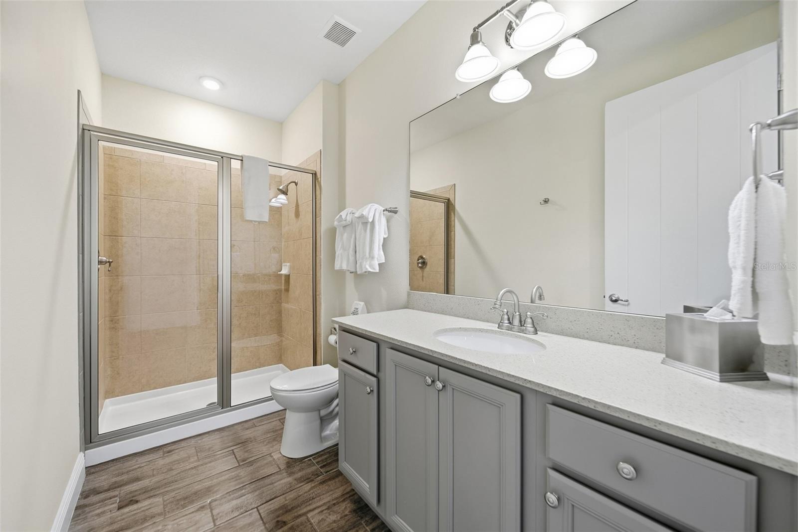 ROLLING OAKS PH 5 - Residential