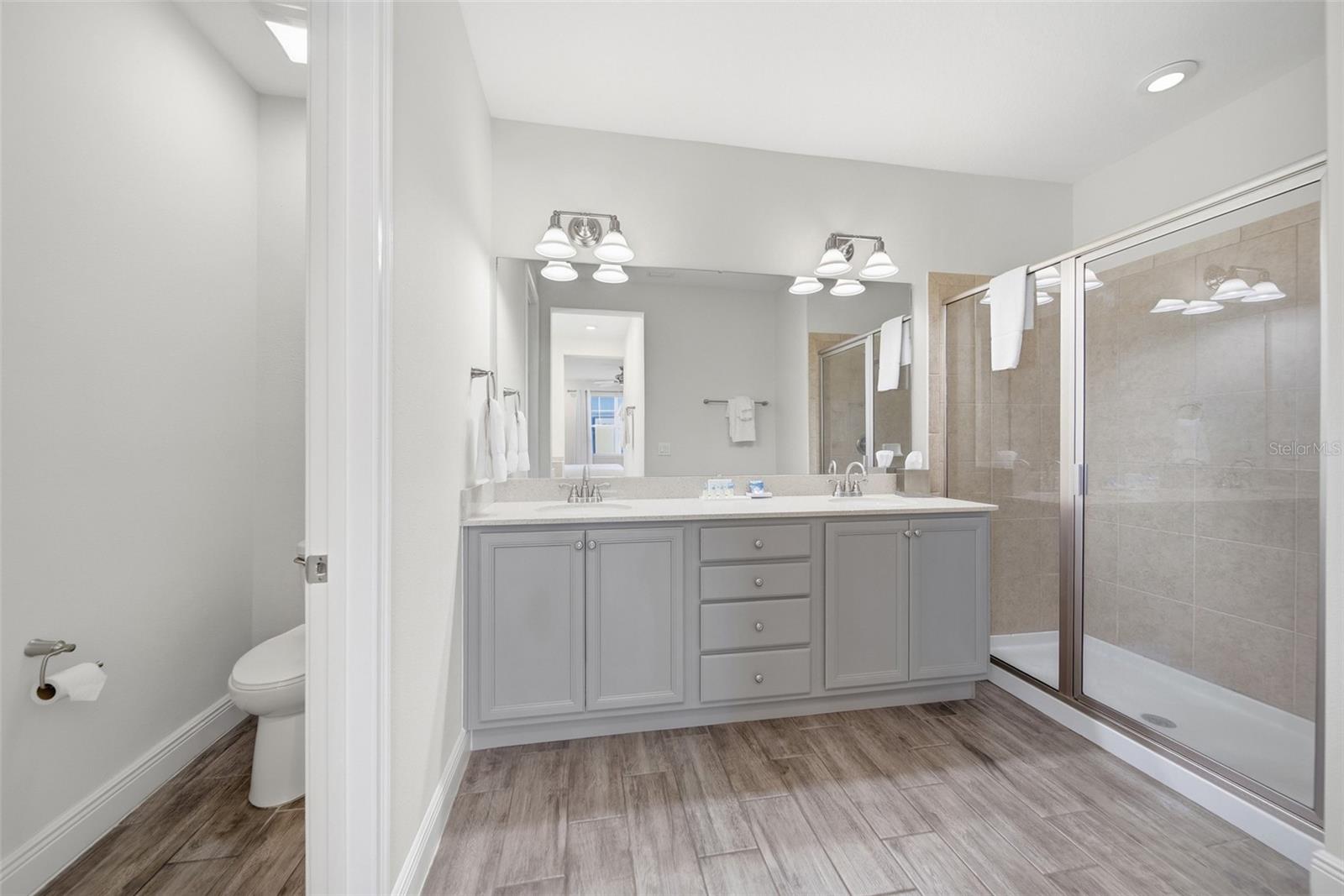 ROLLING OAKS PH 5 - Residential