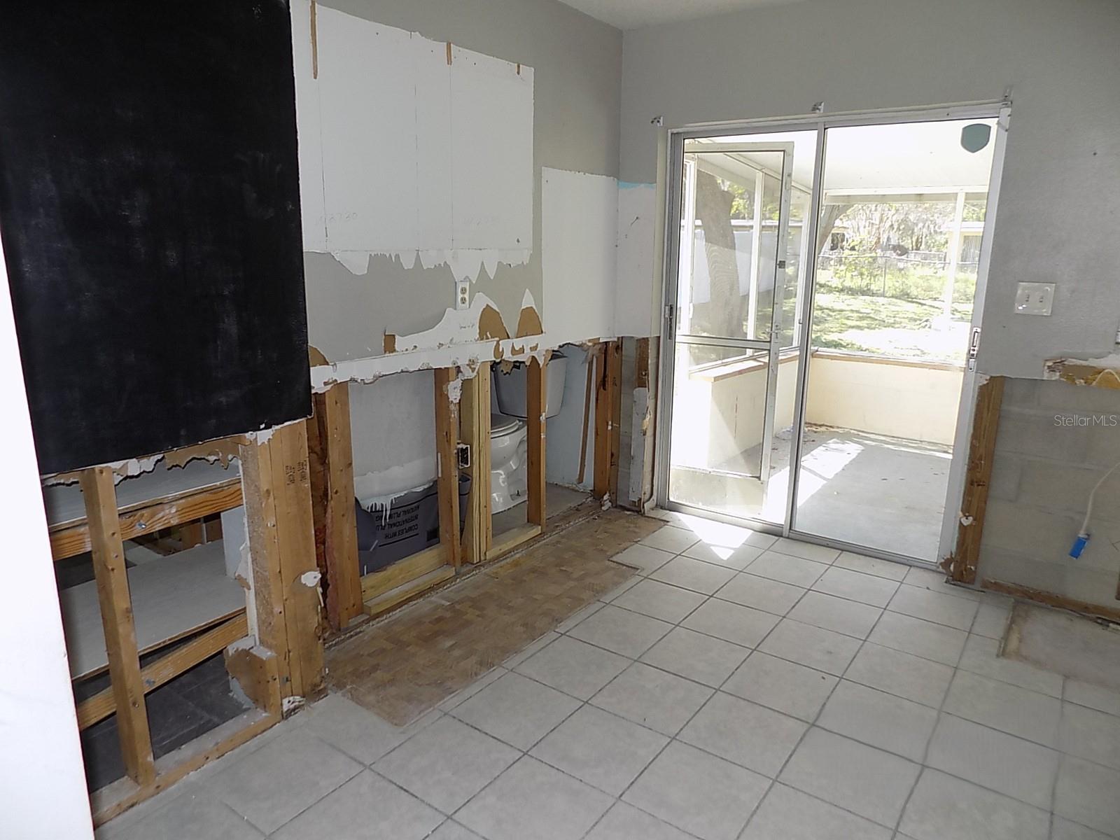 GULF SIDE ESTATES - Residential