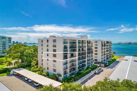 Condominium in BELLEAIR FL 100 OAKMONT LANE 1.jpg