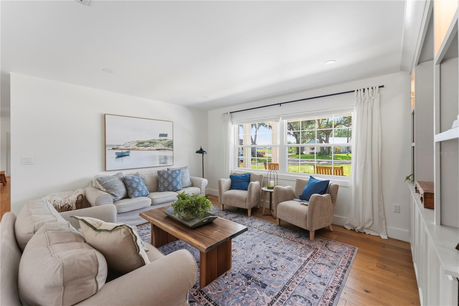 LAKE JOHNS SHORES - Residential