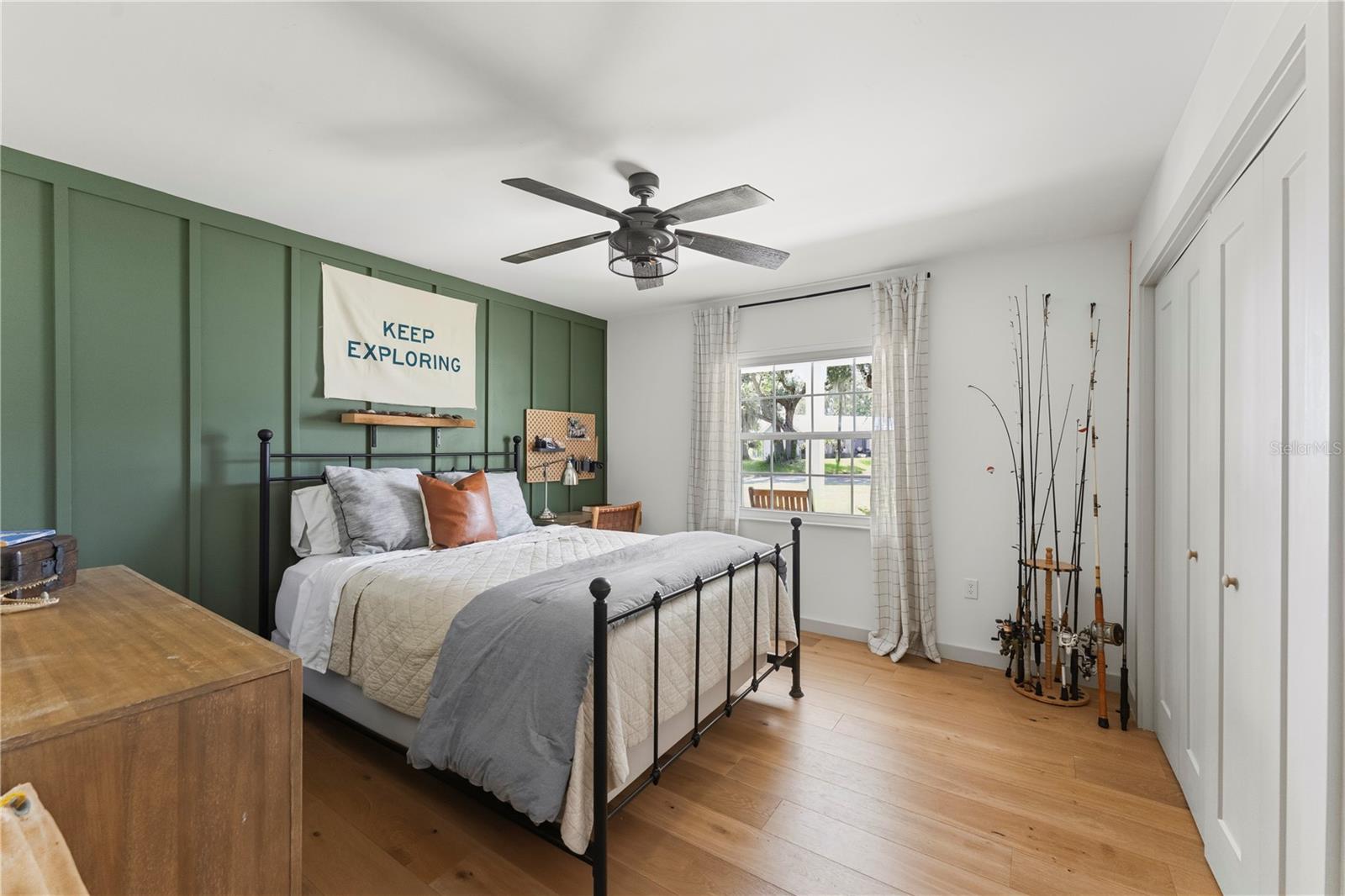 LAKE JOHNS SHORES - Residential