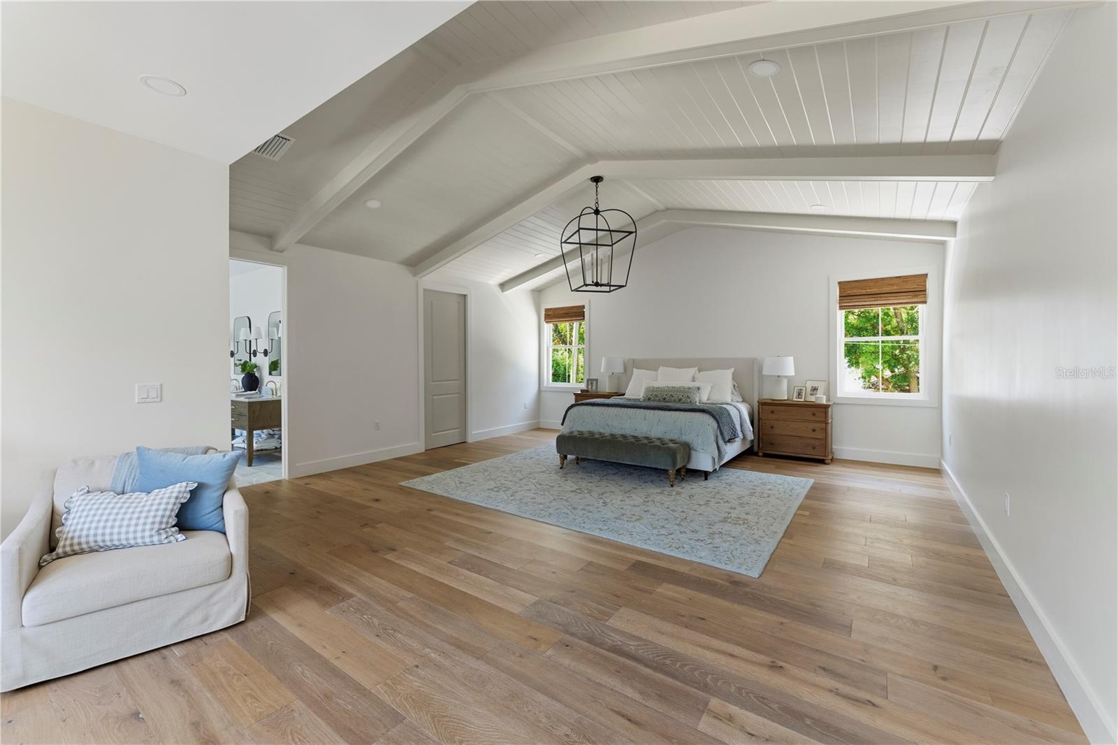 LAKE JOHNS SHORES - Residential