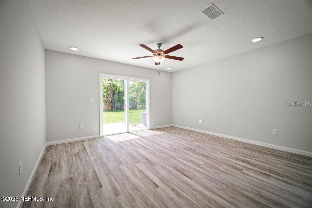 OAKWOOD VILLA ESTATES - Residential