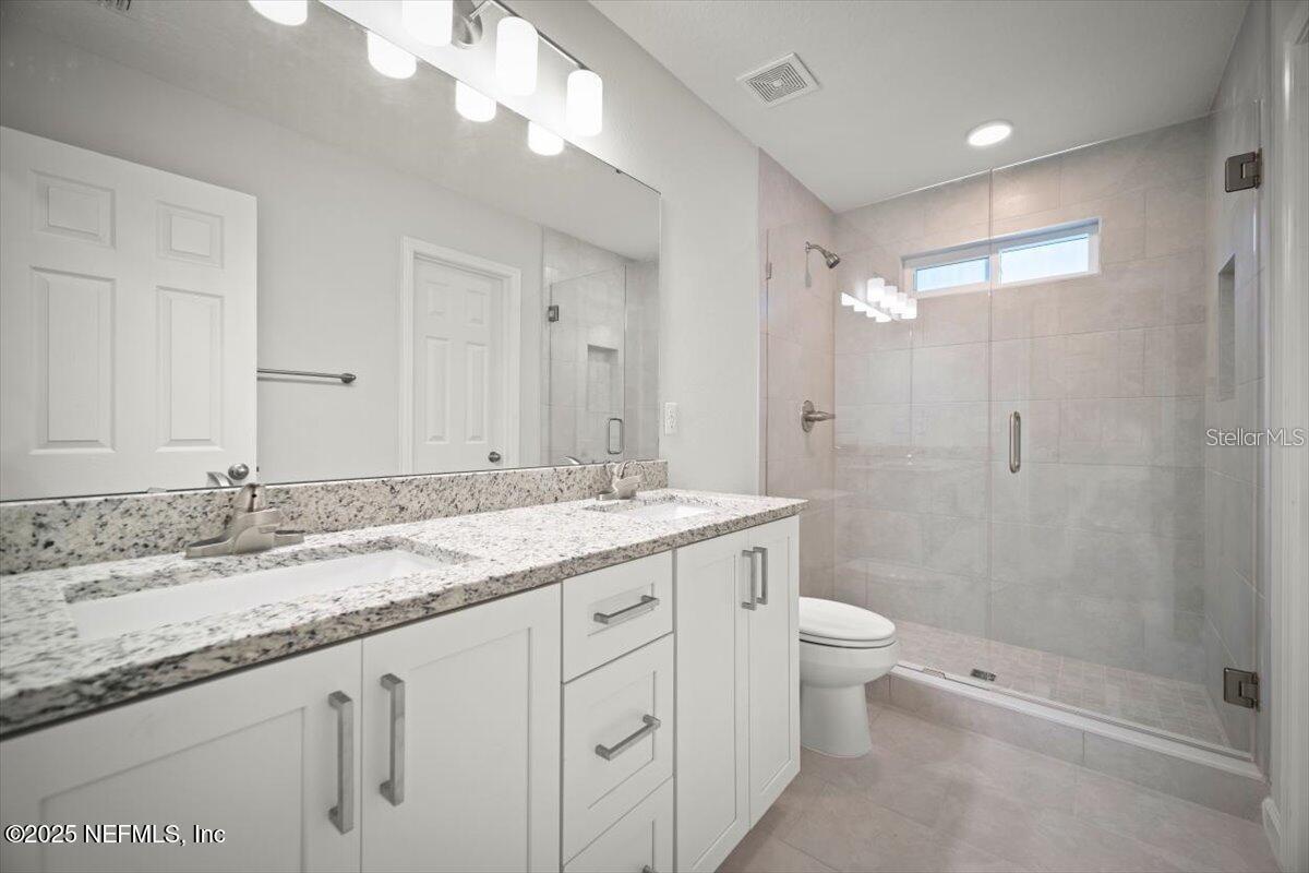 OAKWOOD VILLA ESTATES - Residential