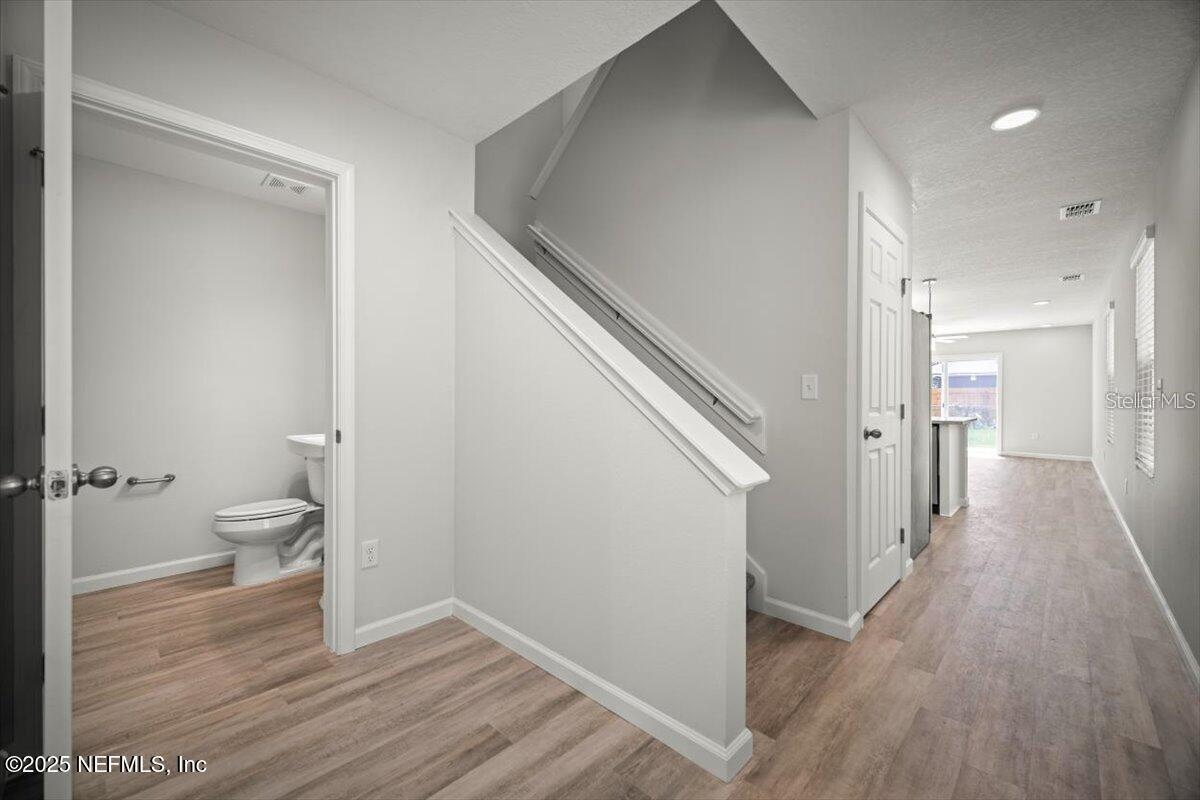OAKWOOD VILLA ESTATES - Residential