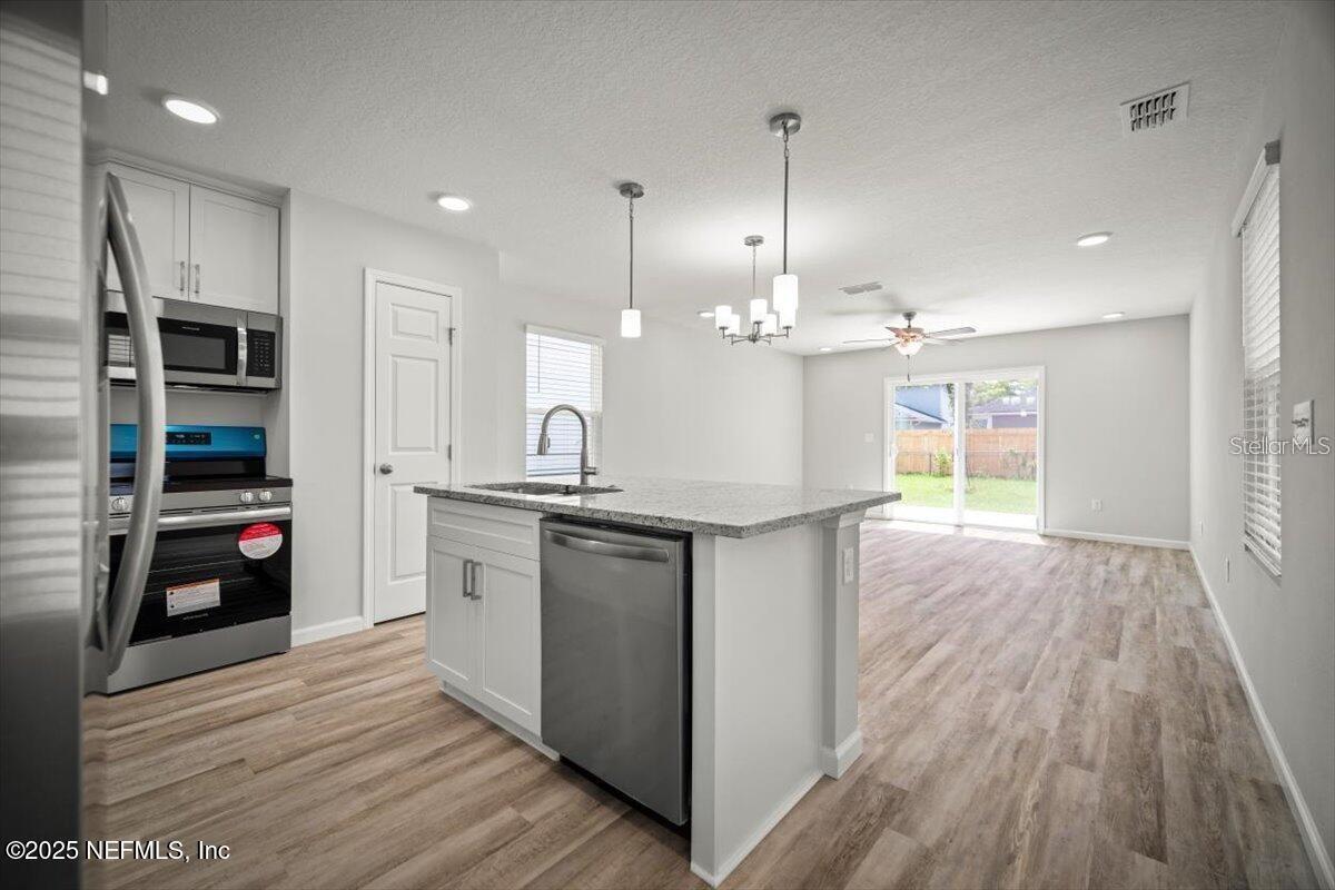 OAKWOOD VILLA ESTATES - Residential