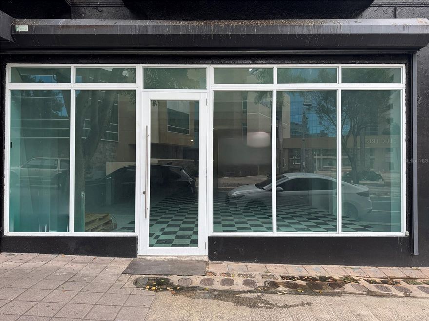 This premium ground-level retail and office space for lease is perfectly situated on bustling Ponce de León Avenue. With outstanding visibility, high foot traffic, and seamless accessibility, it offers an exceptional opportunity for businesses to thrive in a dynamic and well-connected location.