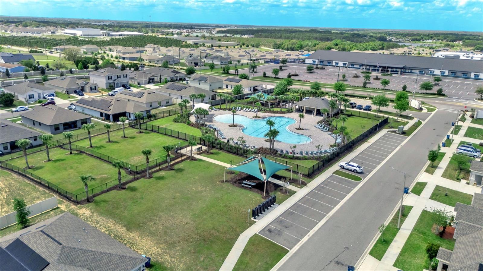 CITRUS POINTE - Residential