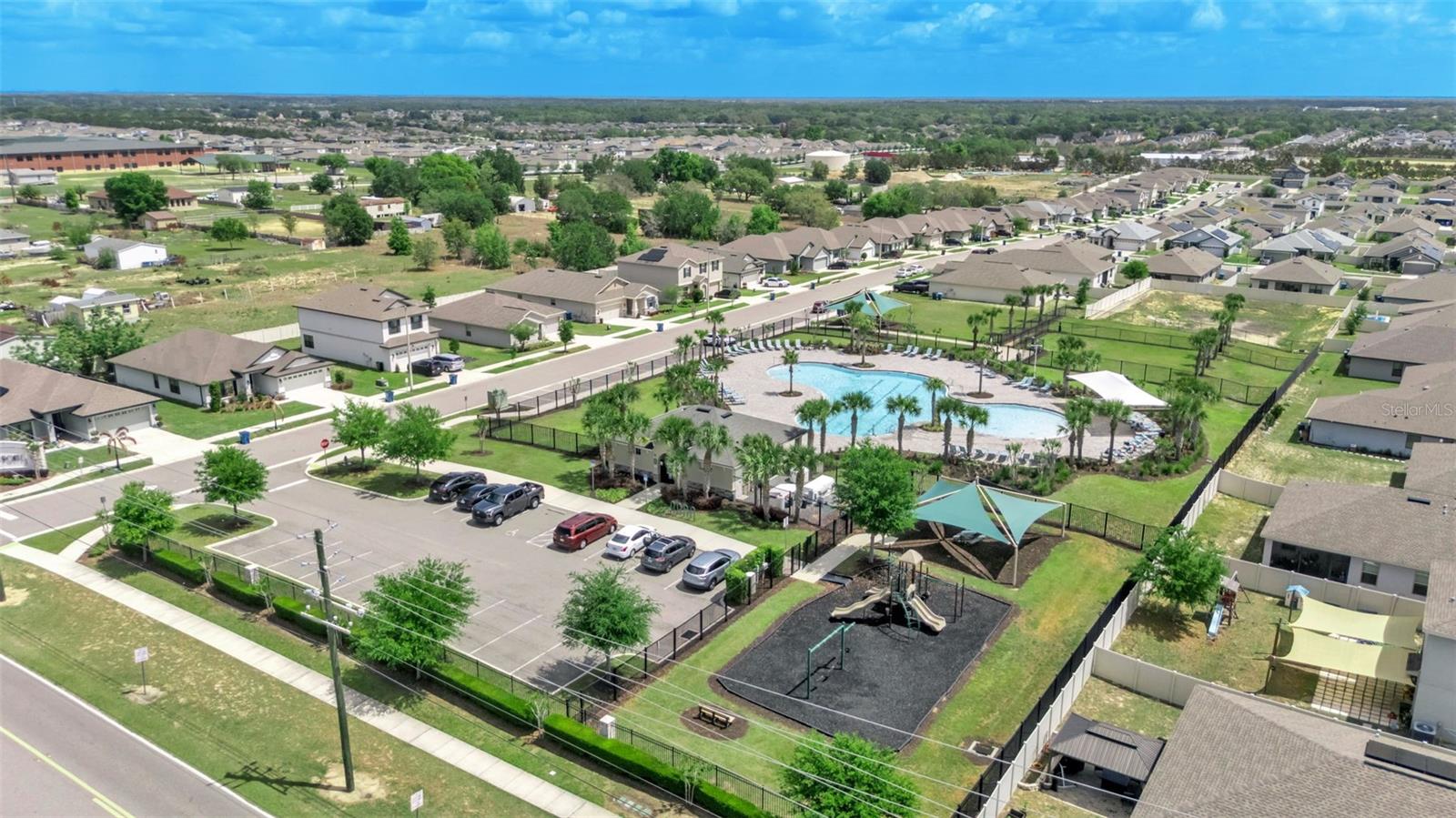 CITRUS POINTE - Residential