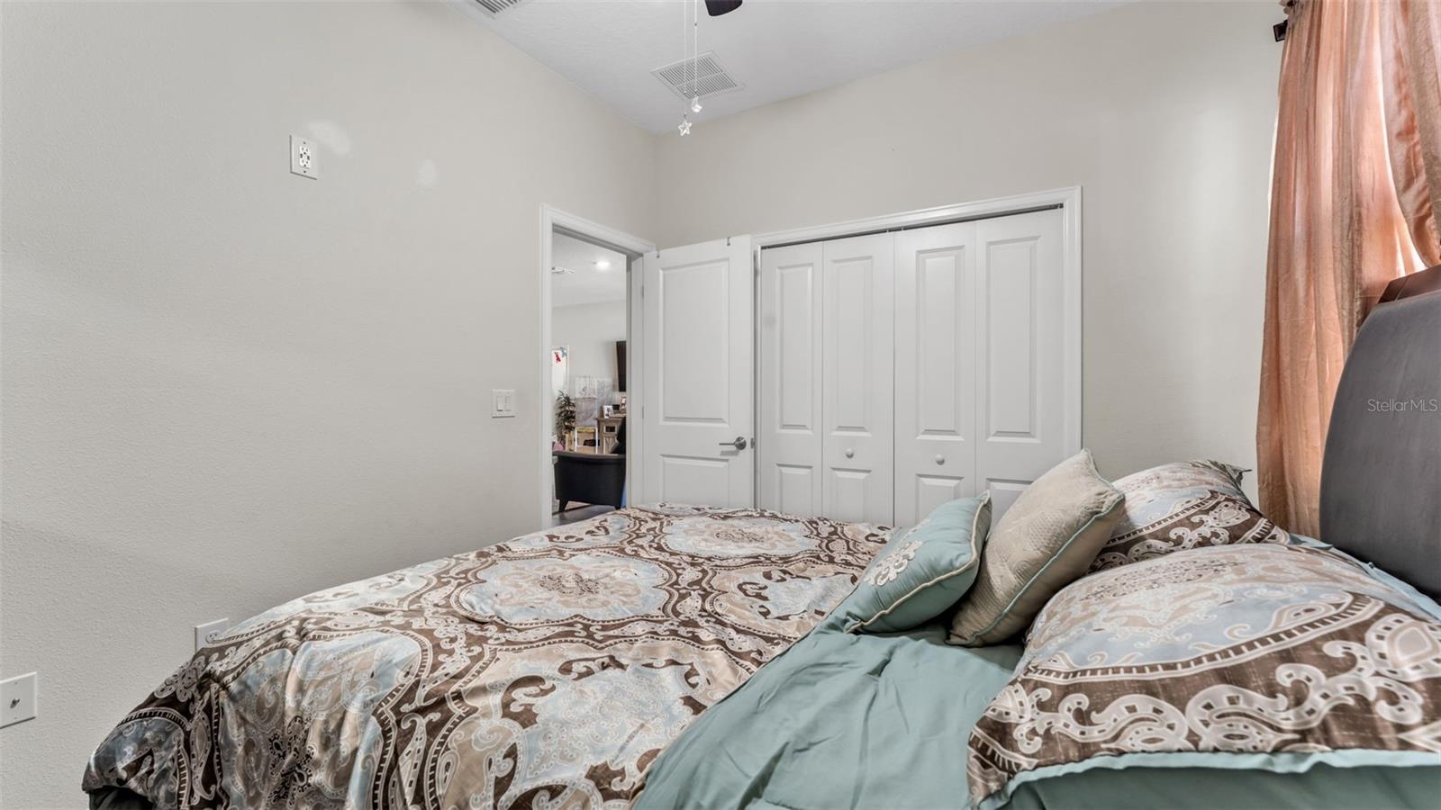 CITRUS POINTE - Residential