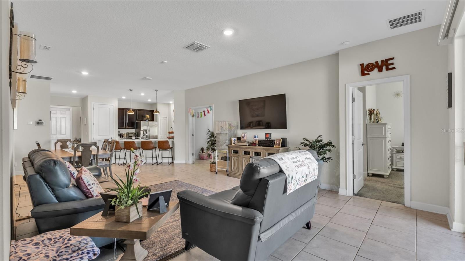 CITRUS POINTE - Residential