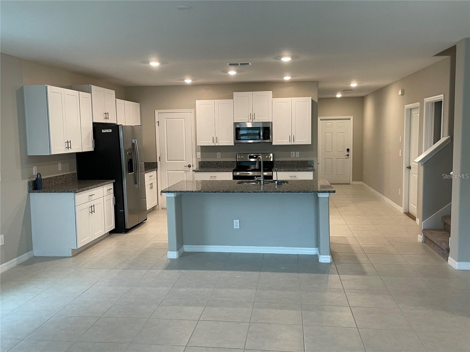 EPPERSON ESTATES - Residential Lease