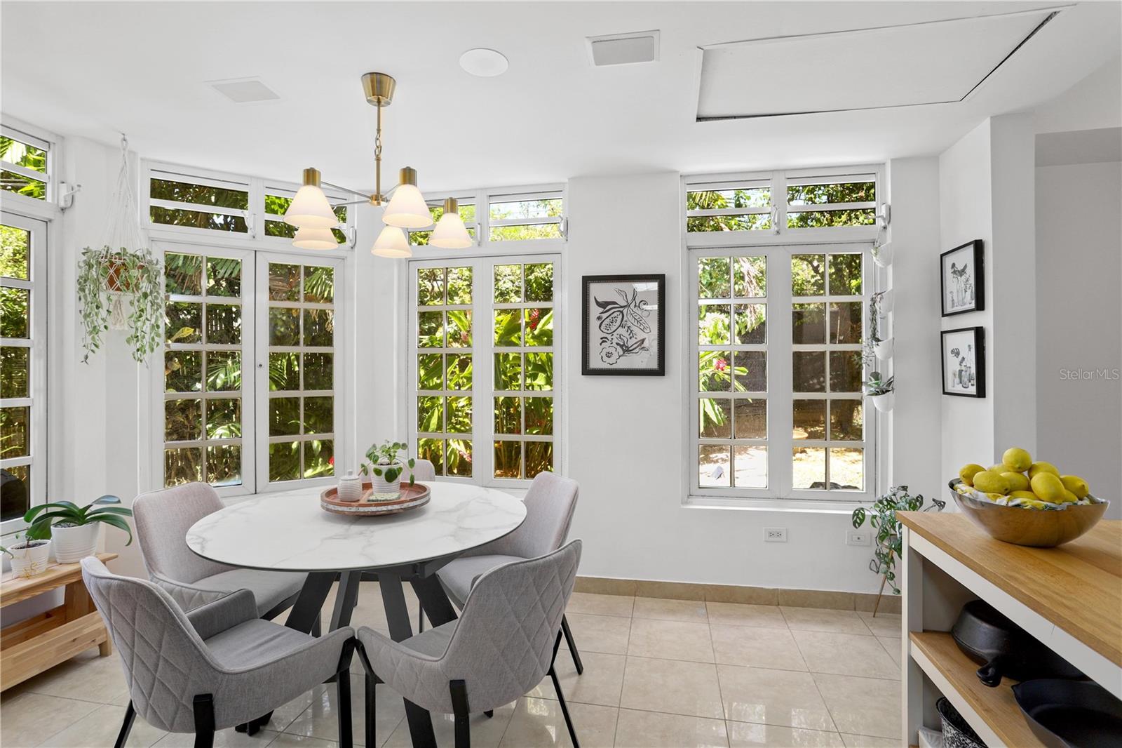 GARDEN HILLS - Residential