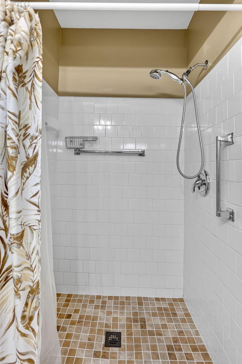 STRATHMORE VILLA STH I - Residential