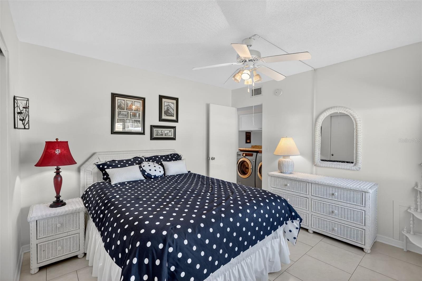 STRATHMORE VILLA STH I - Residential