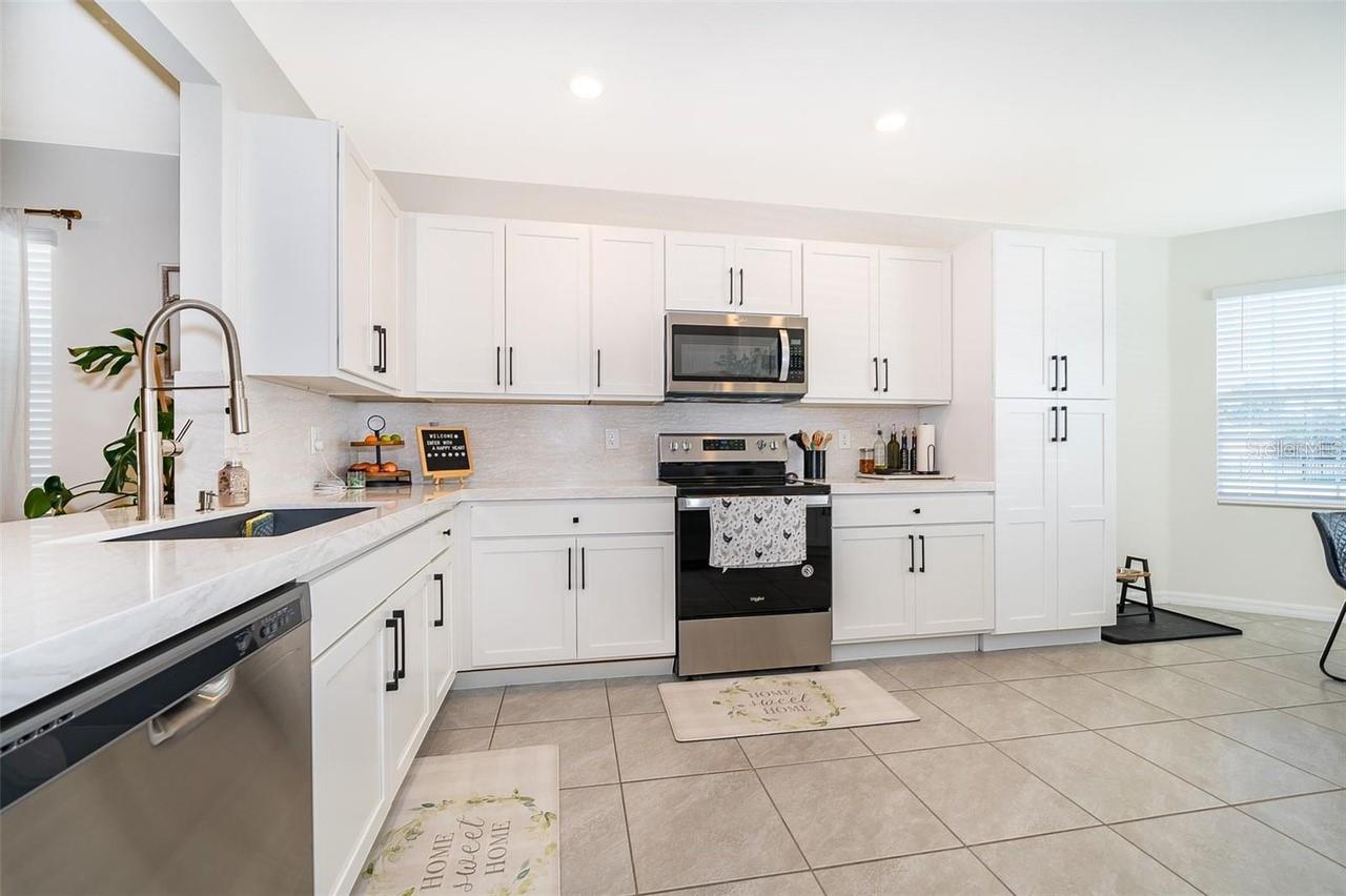 LAKE GLEASON RESERVE - Residential Lease