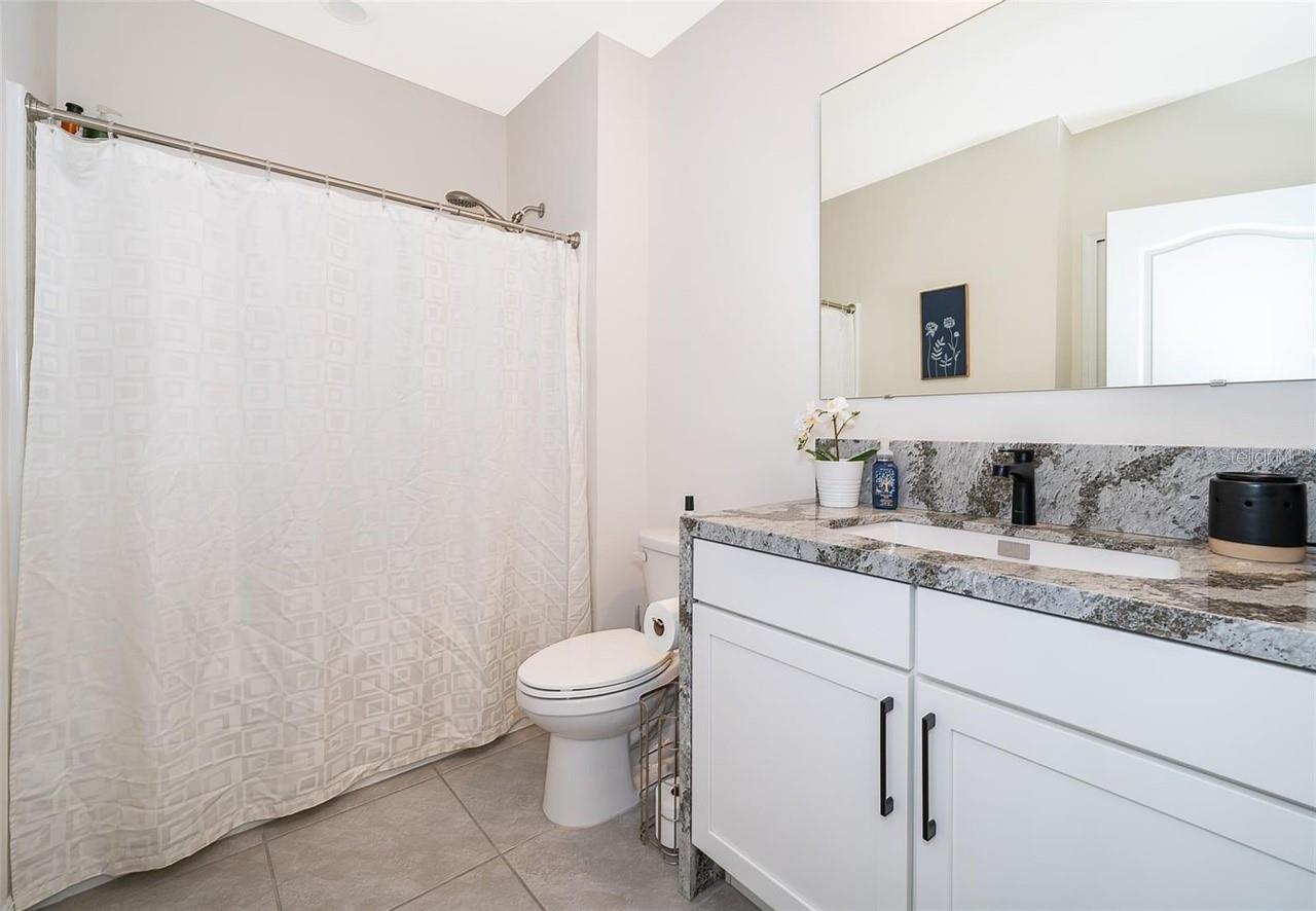 LAKE GLEASON RESERVE - Residential Lease