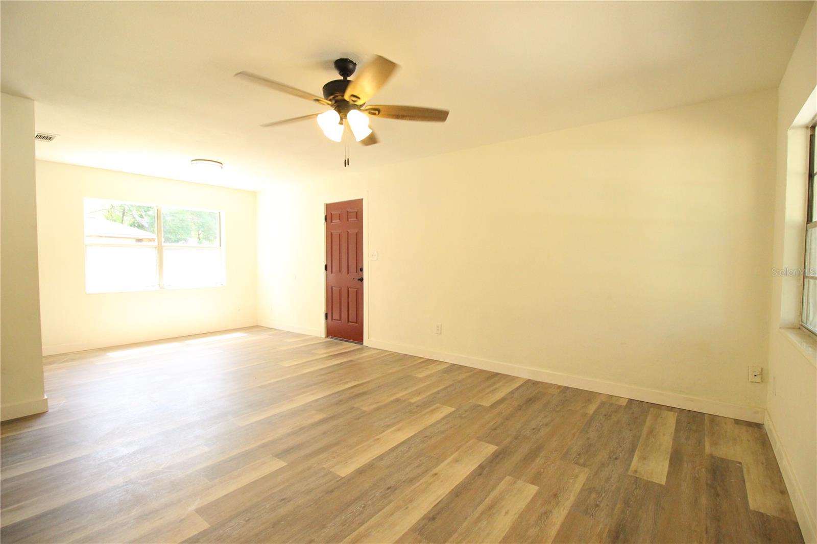706 NE 24TH STREET