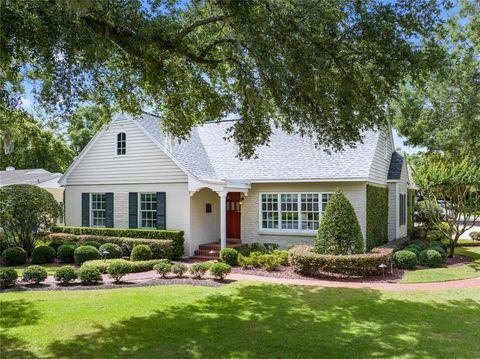 A home in WINTER PARK