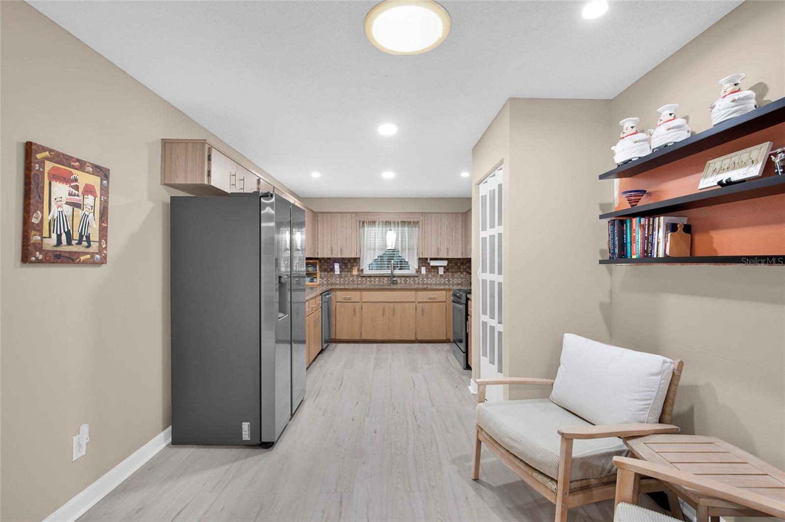 CIRCLE SQUARE WOODS - Residential