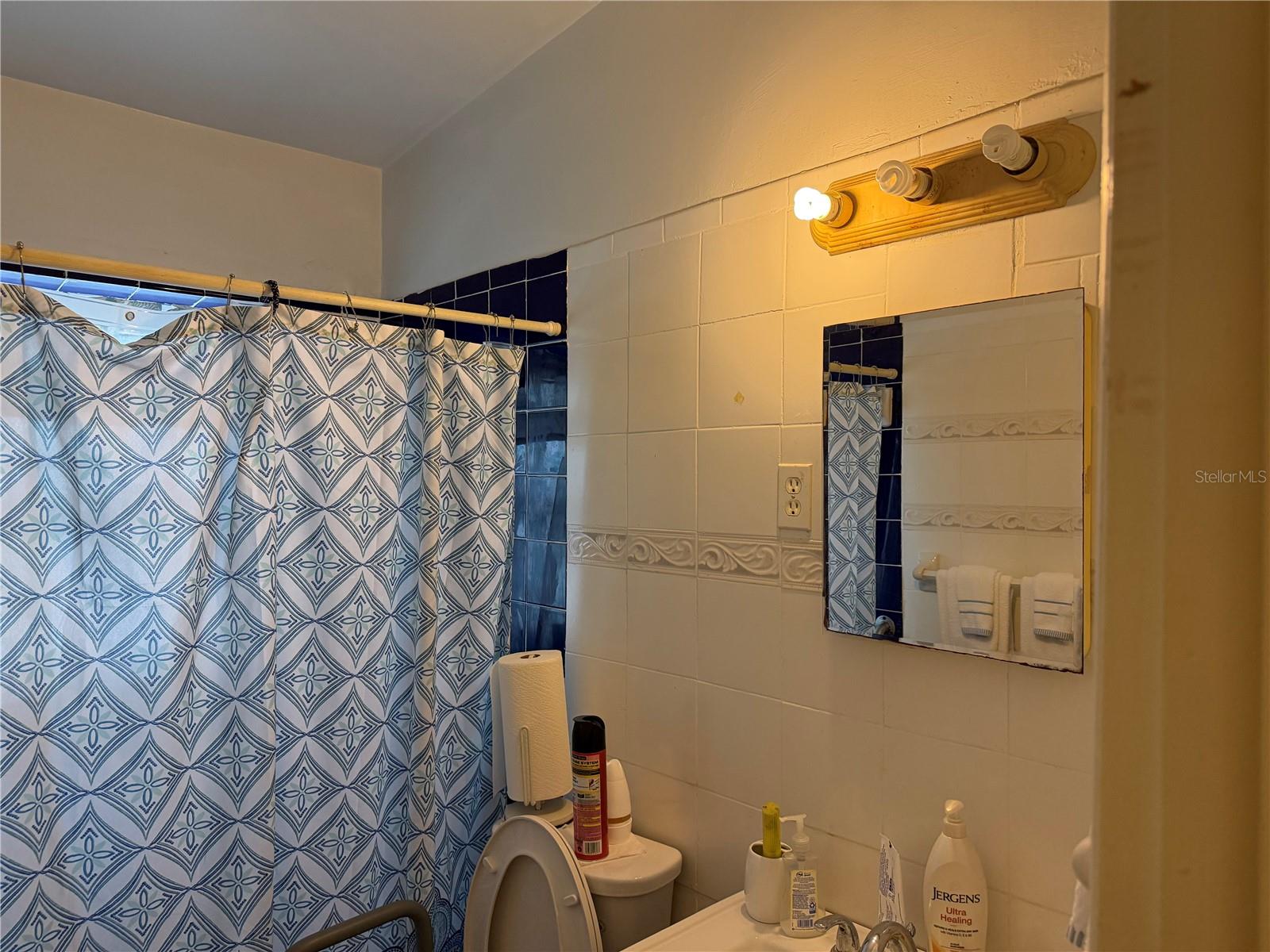 ARLINGTON - Residential