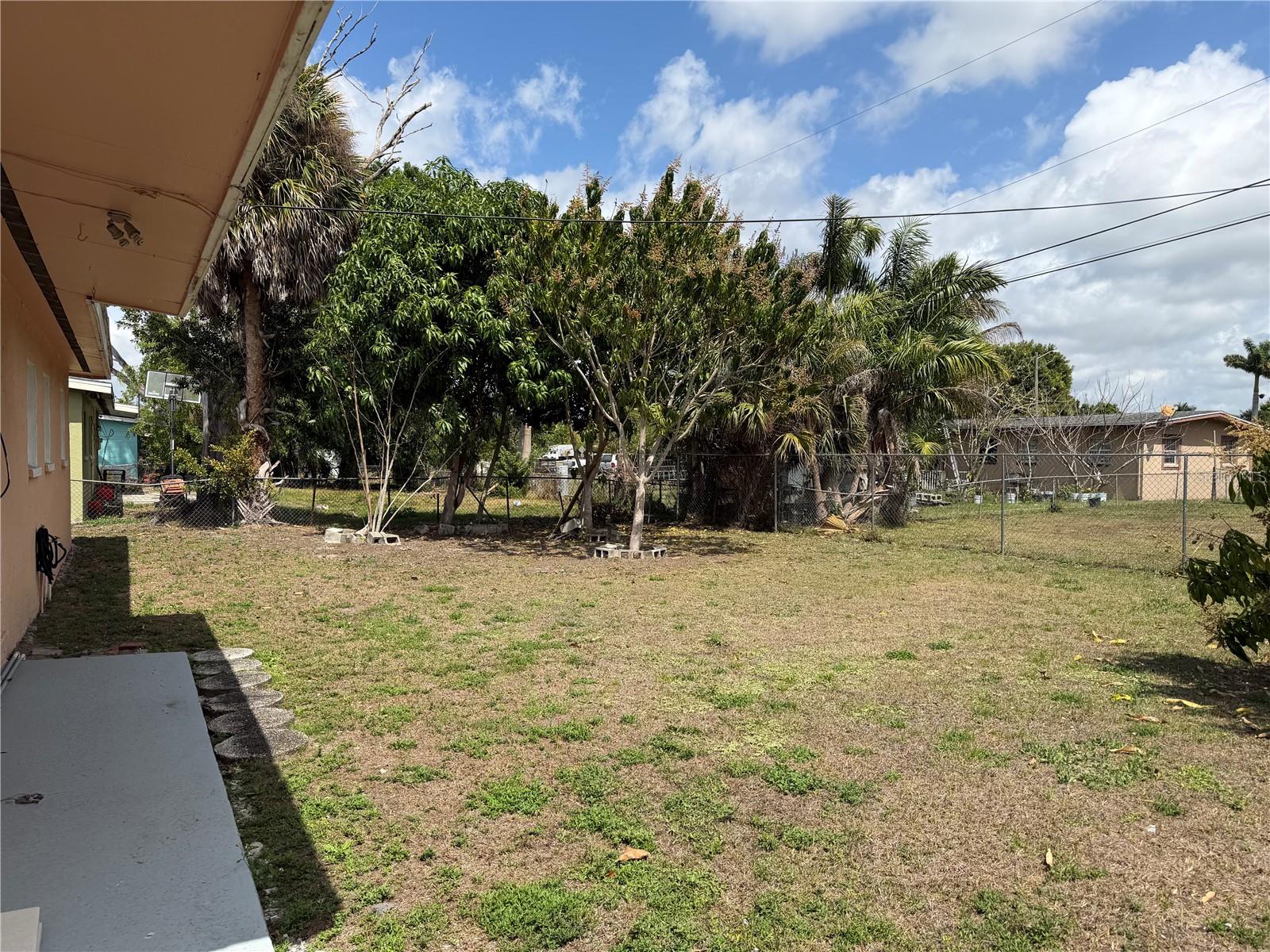 ARLINGTON - Residential