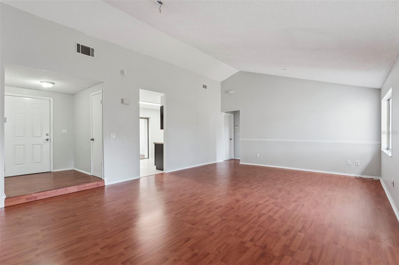 WINDTREE WEST - Residential