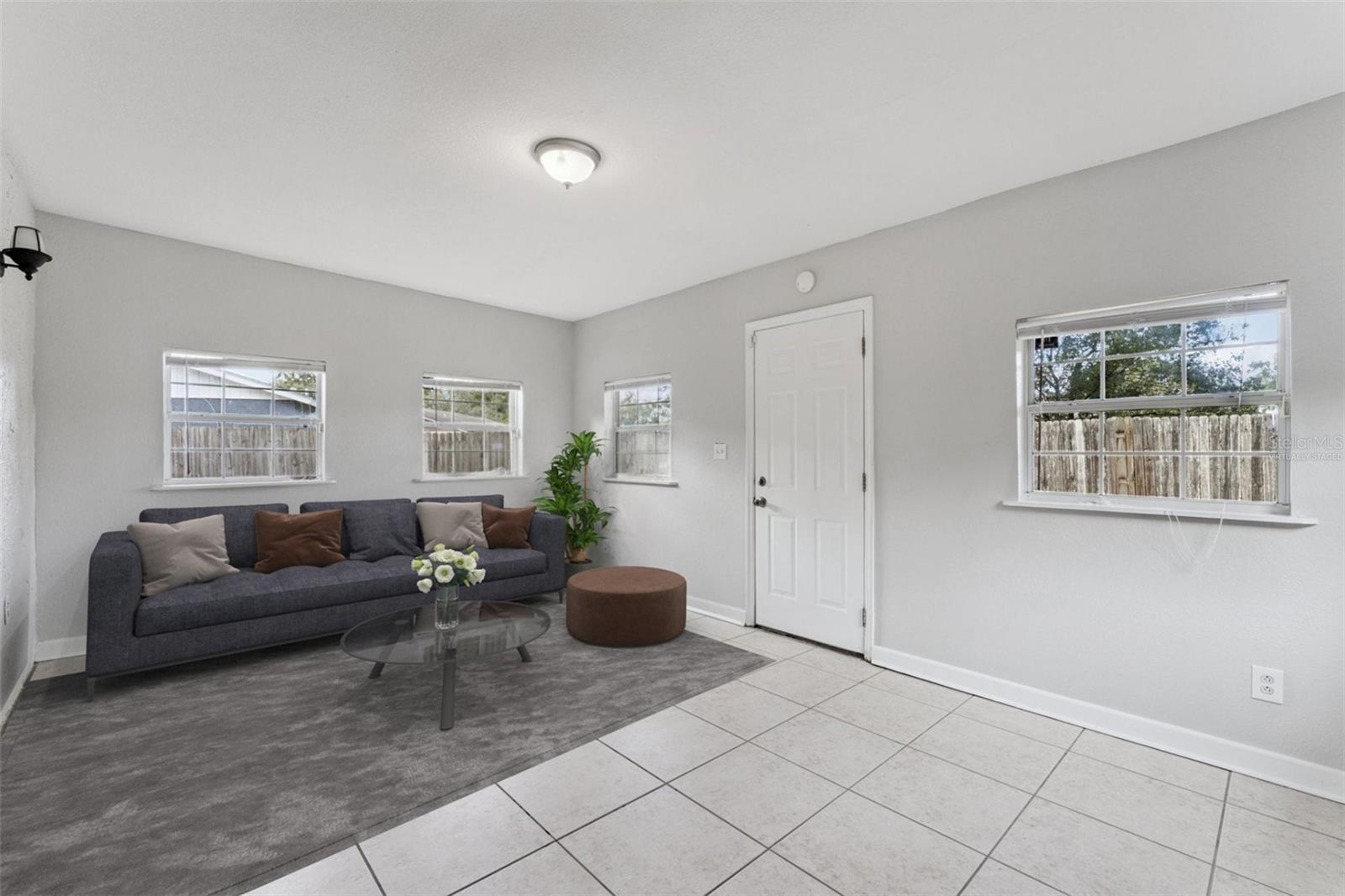 WINDTREE WEST - Residential