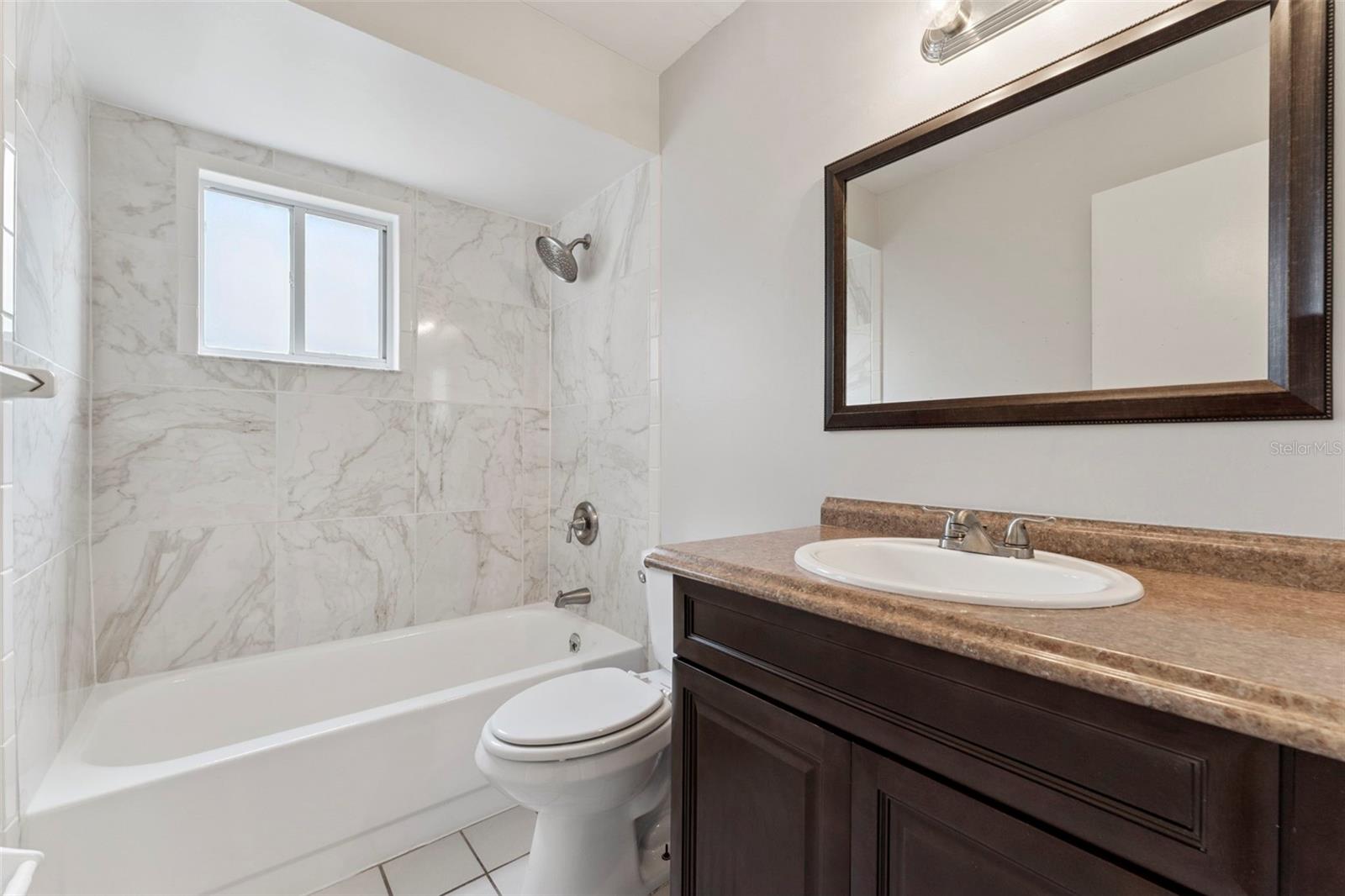 WINDTREE WEST - Residential