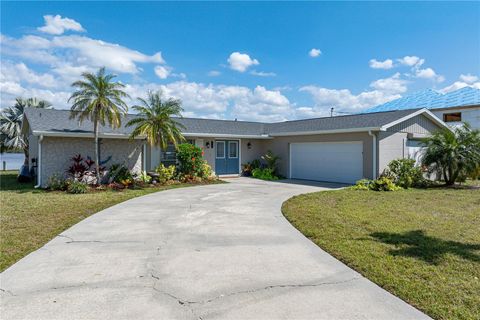 Photo of 2308 Harbour Drive, Punta Gorda, FL 33983 (MLS # C7506994) Photo of 2308 Harbour Drive, Punta Gorda, FL 33983 (MLS # C7506994)