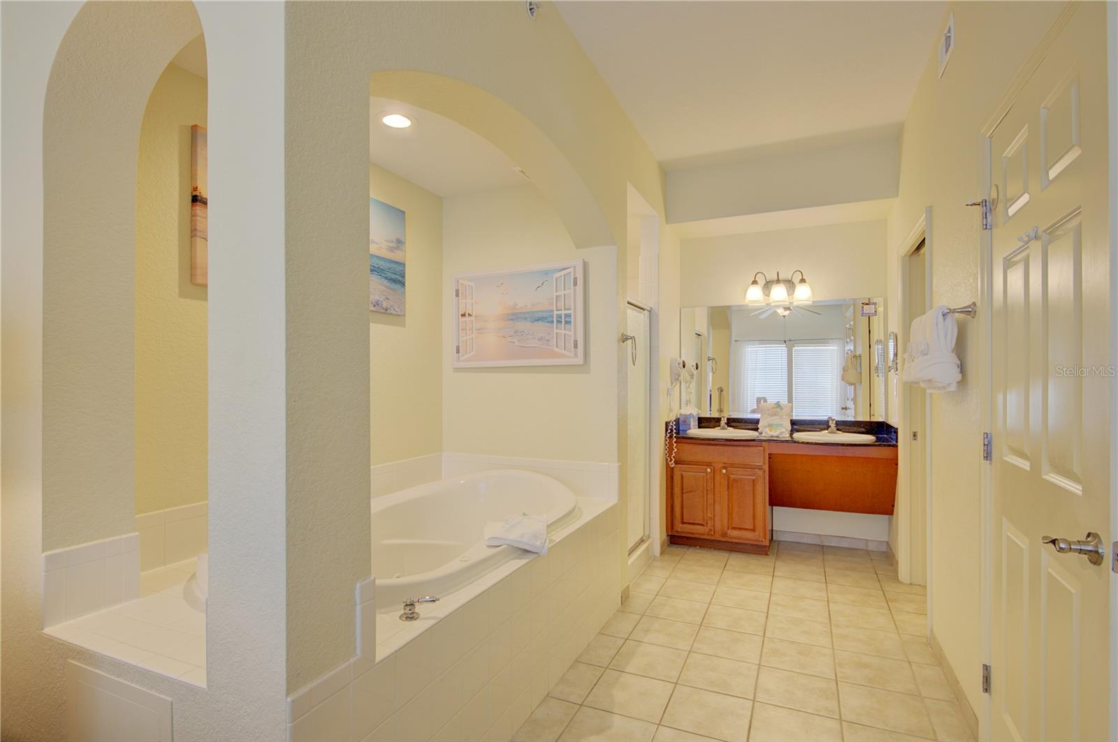 LAKE BUENA VISTA RESIDENCE VILLAGE 2 - Residential