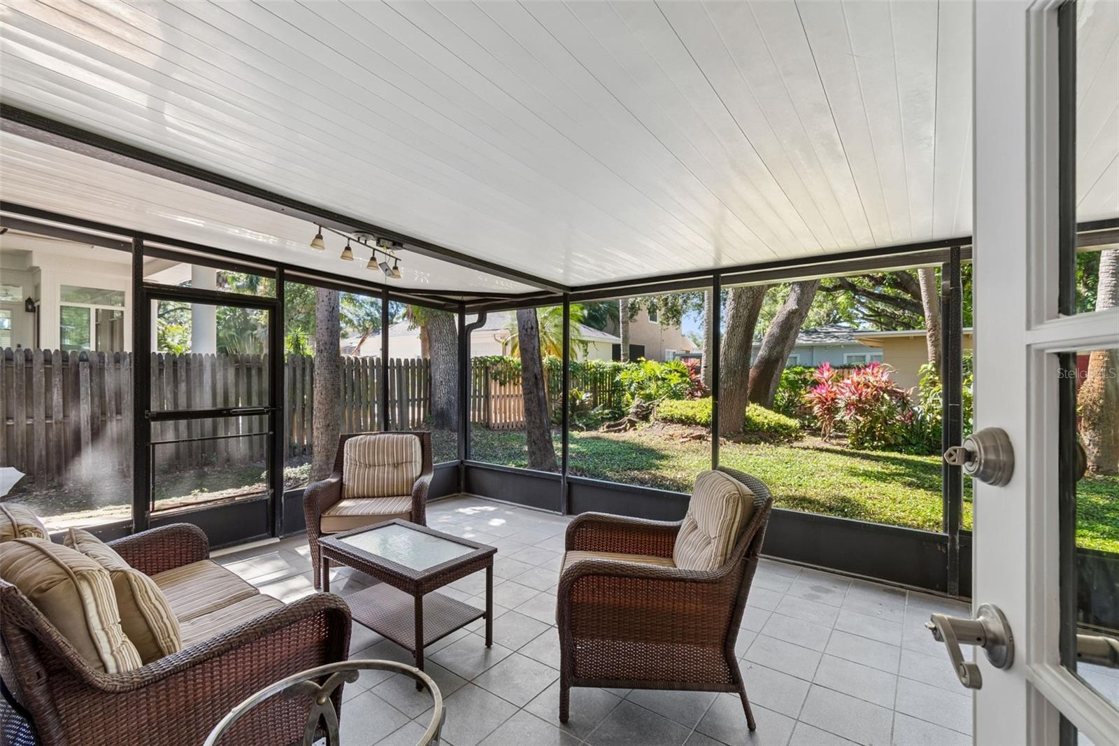 SUNSET PARK AREA - Residential